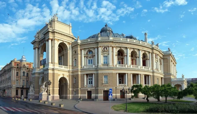 Чому будівля театру в Одесі така важлива